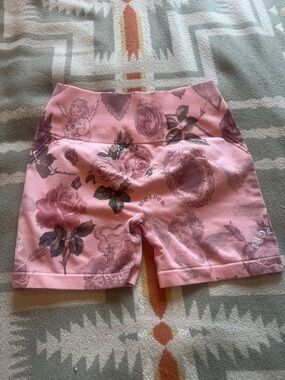 Darc Sport Pink Floral athletic short- small